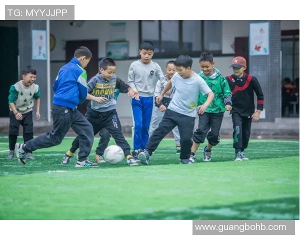 孤儿足球梦想：从街头到绿茵场的传奇逆袭之路